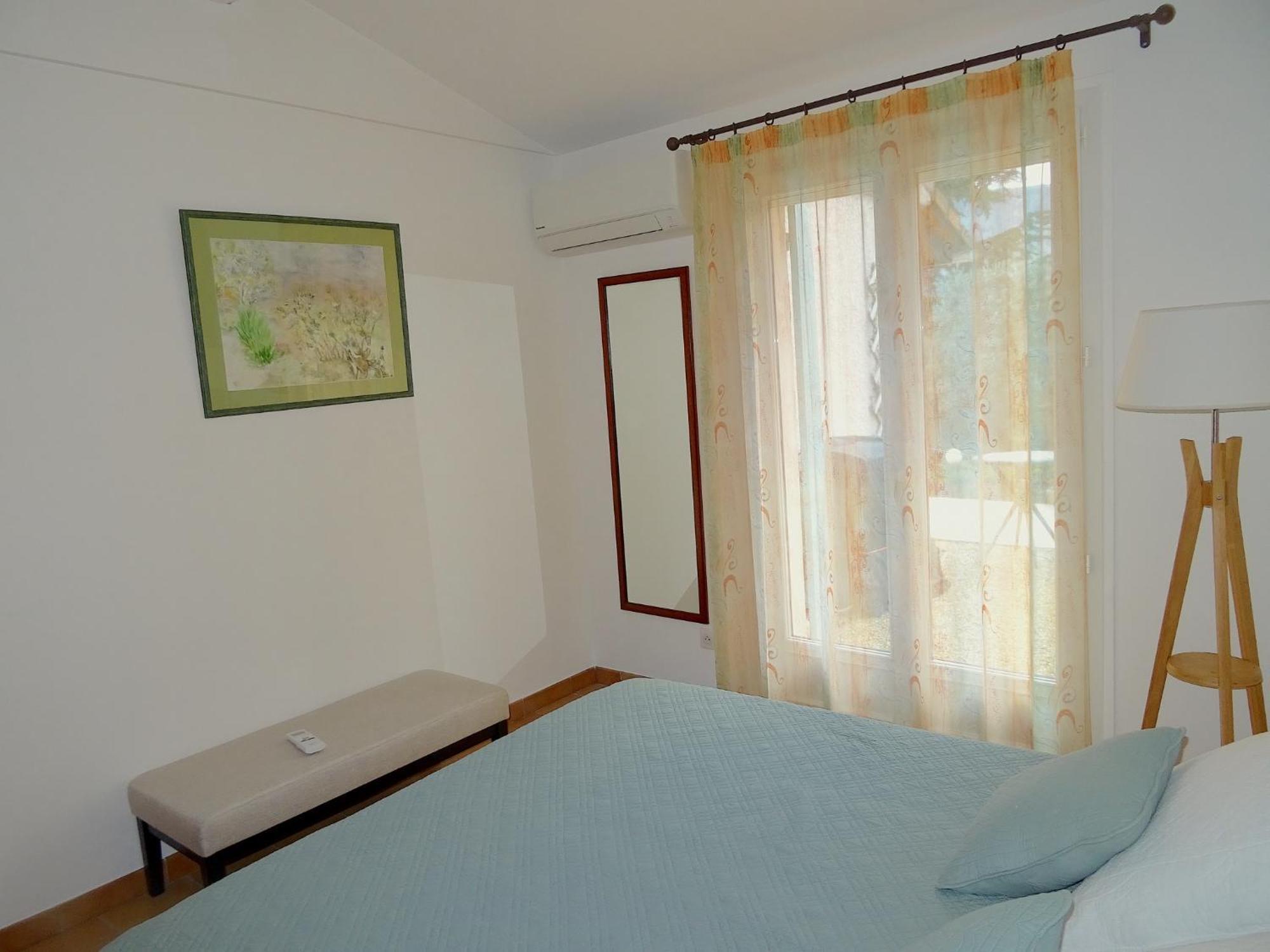 Les Cistes Holiday home Lioux